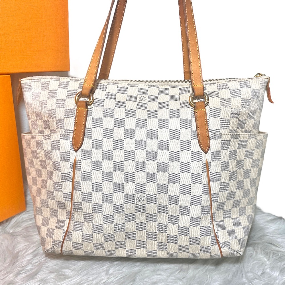Louis Vuitton Totally mm Azur Zip Top Tote - Picture 12 of 13